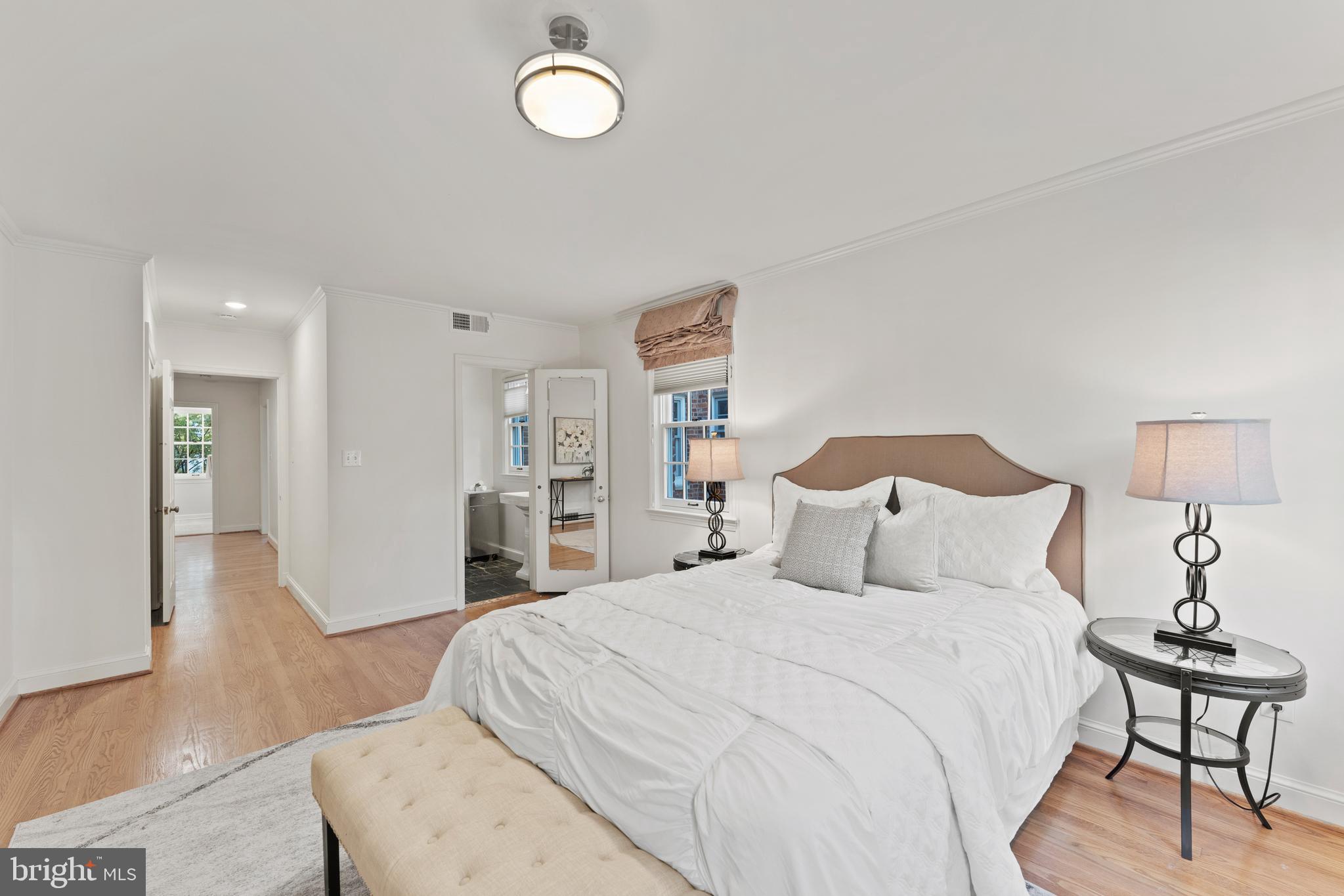 3325 Reservoir Road Northwest Washington, DC 20007 - Photo 8 of 20 Primary Bedroom