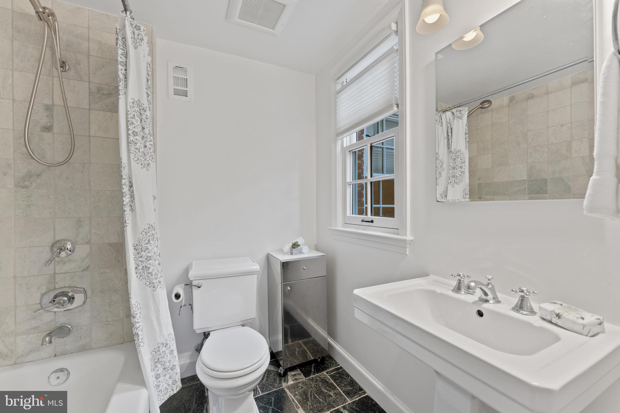 3325 Reservoir Road Northwest Washington, DC 20007 - Photo 10 of 20 Primary Bathroom