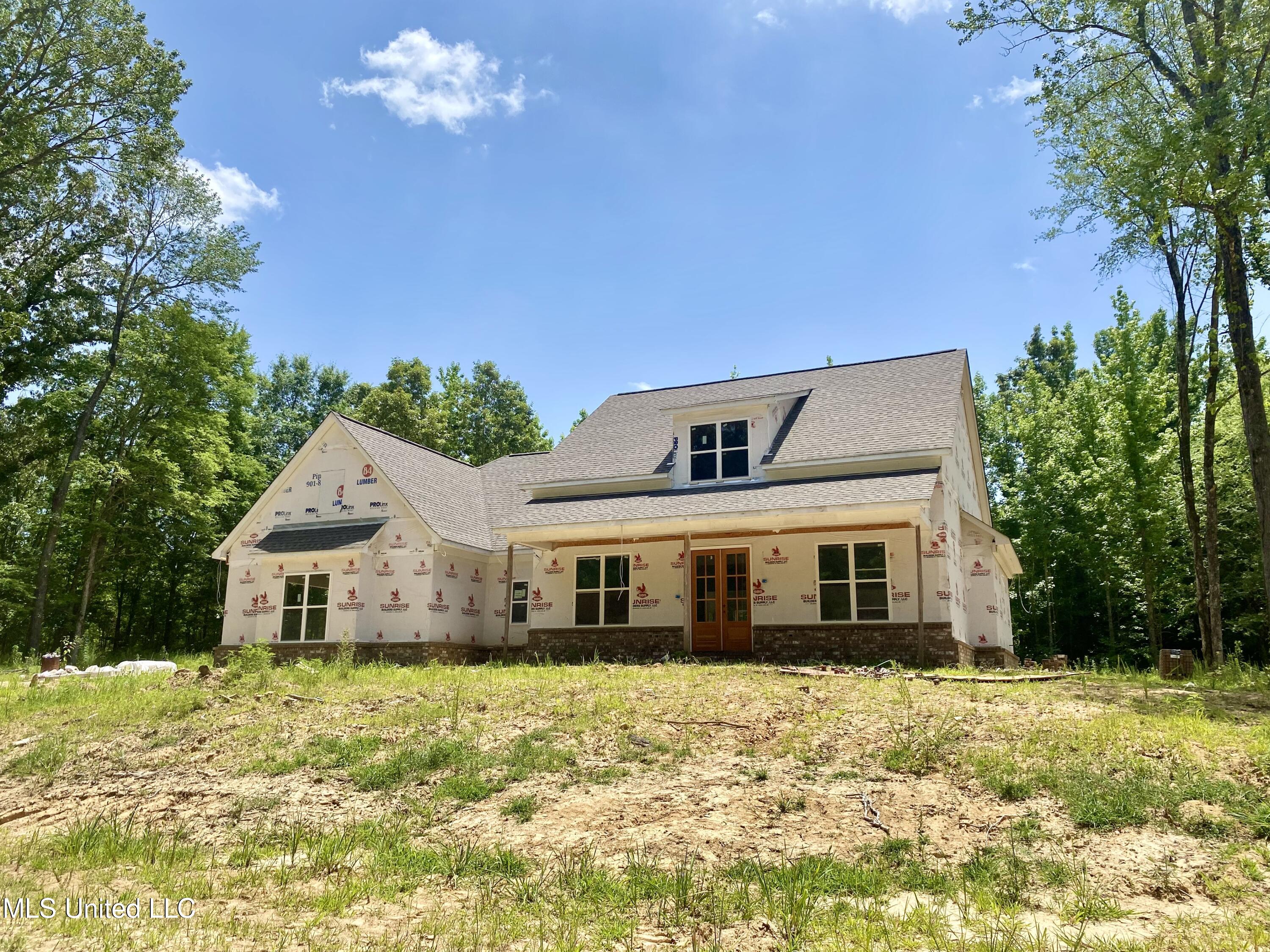 844 Getwell Road Hernando, MS 38632 - Photo 2 of 35 2FC741E6-2501-41BF-A611-F9E08135FEA7_1_2