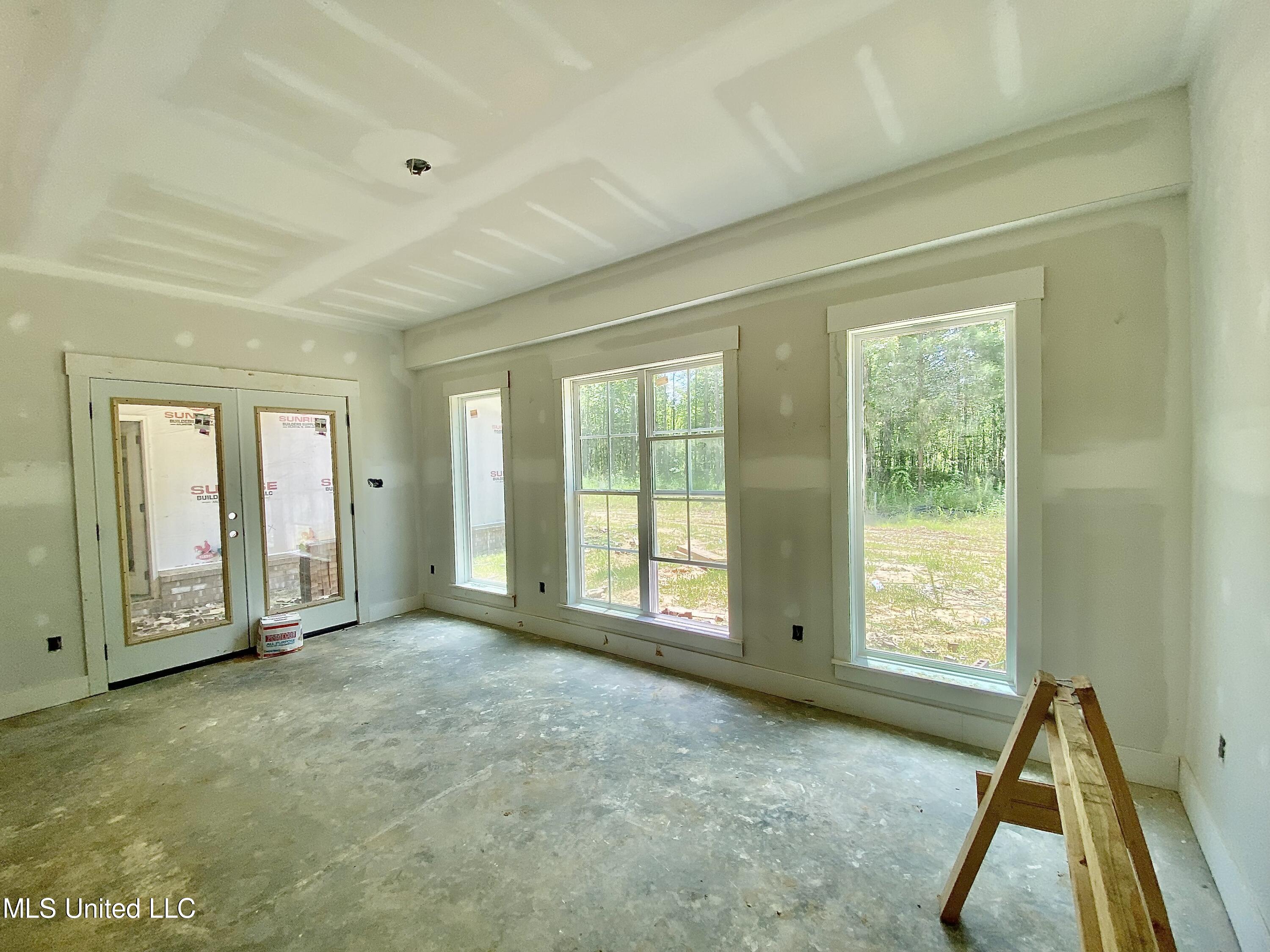 844 Getwell Road Hernando, MS 38632 - Photo 10 of 35 1834CEA0-6821-4BA4-BAA3-407DE0437E64_1_2