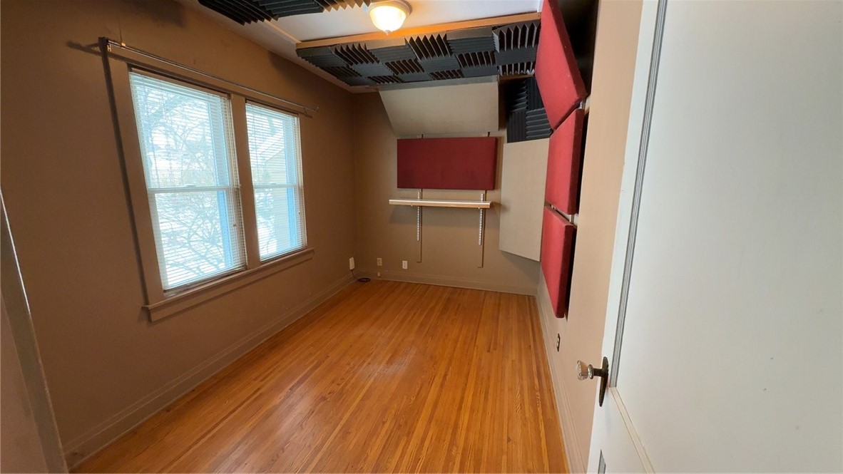 294 Walzer Road Irondequoit, NY 14622 - Photo 13 of 24