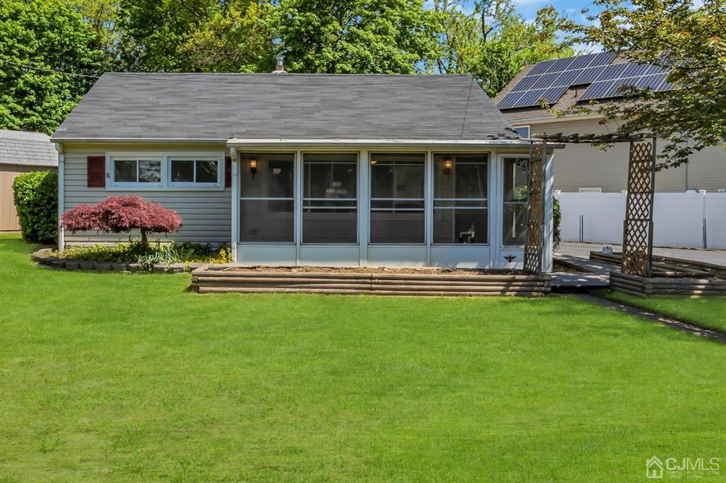 462 Old Post Road Edison, NJ 08817 - Photo 3 of 19 a house view with a garden space