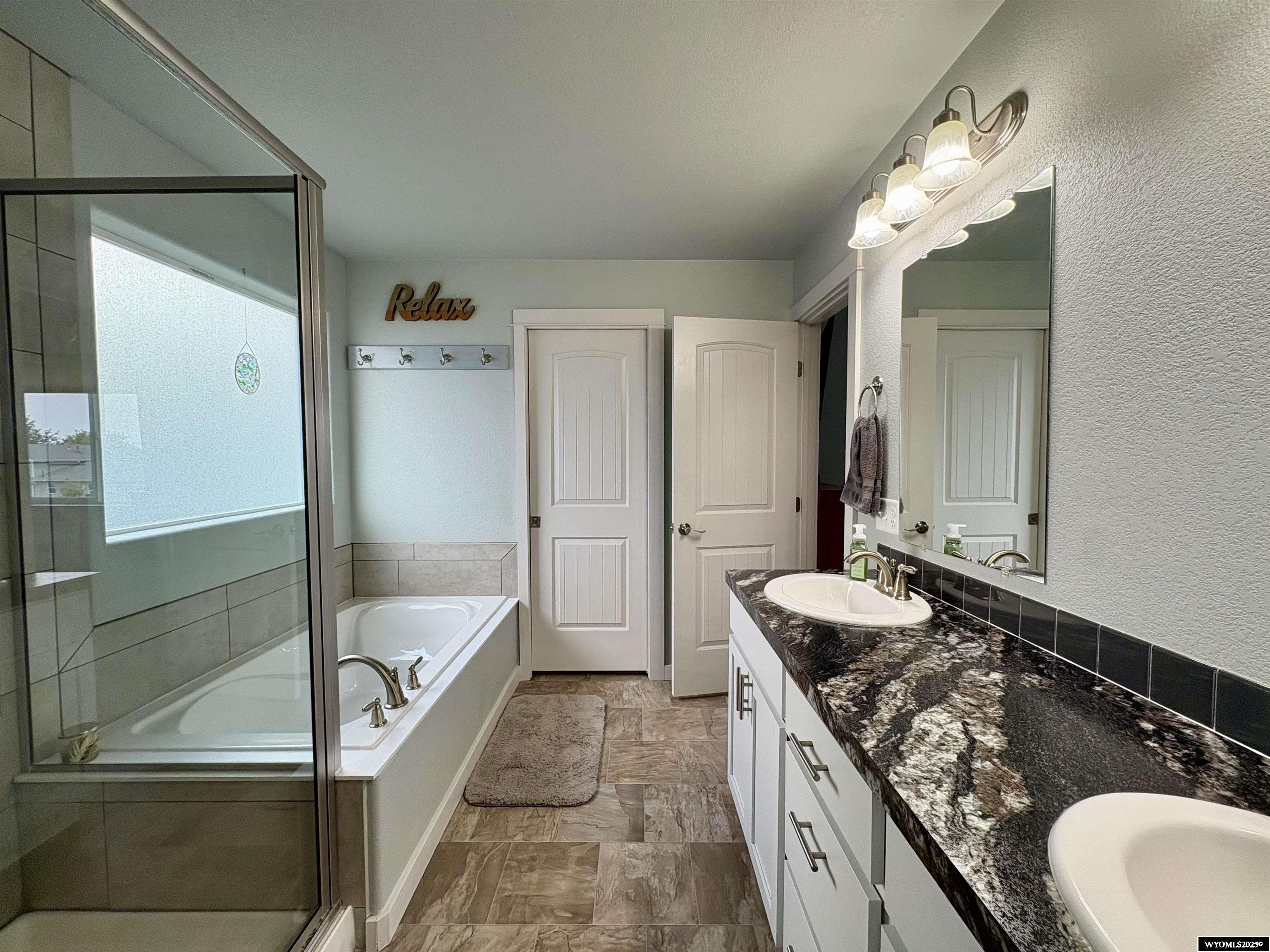 930 Flicker Street Douglas, WY 82633 - Photo 13 of 32