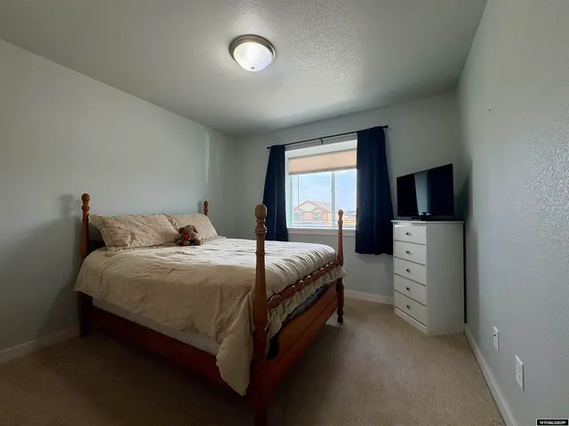 $424,999 | 930 Flicker Street, Douglas, WY 82633