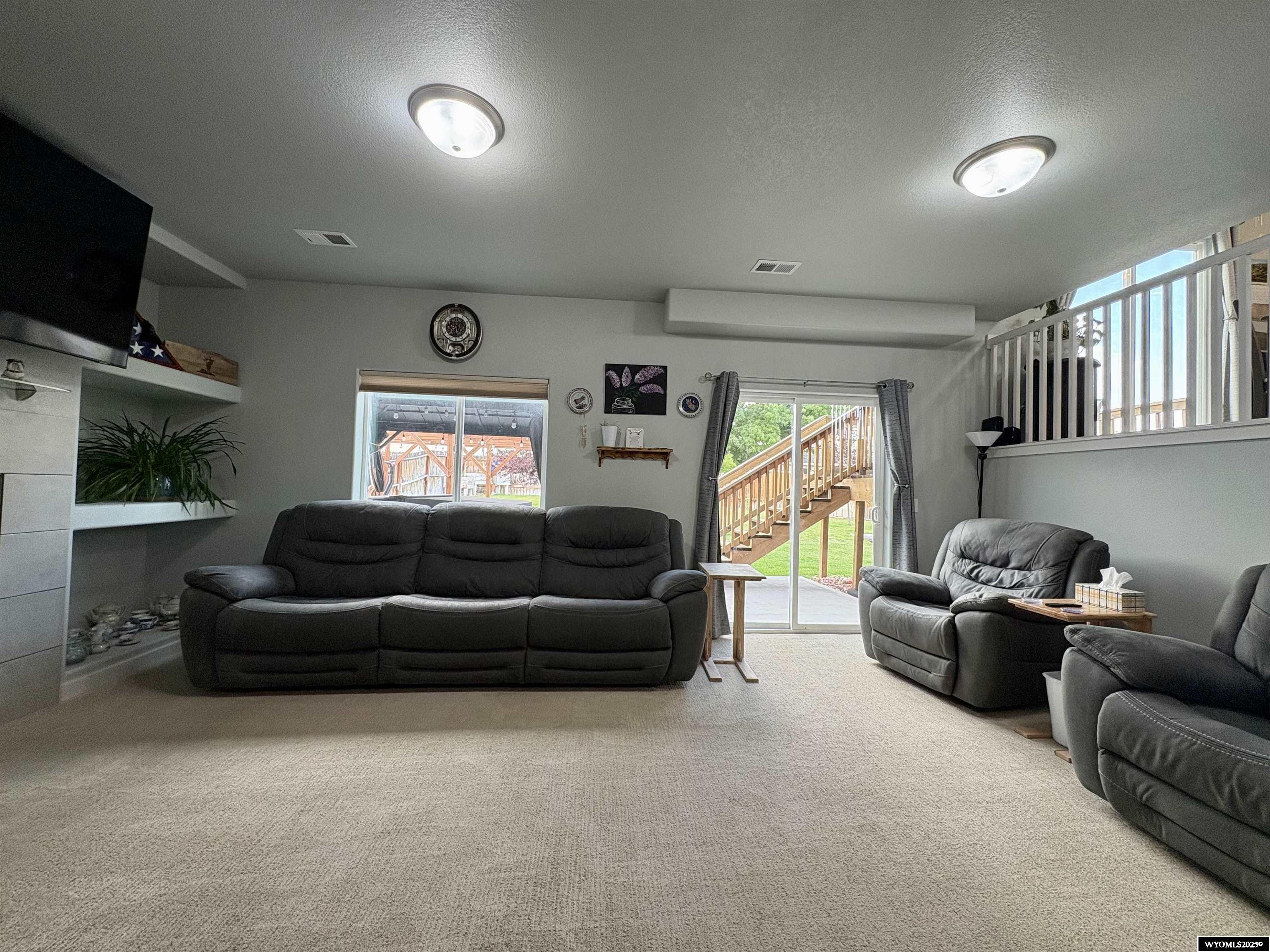 930 Flicker Street Douglas, WY 82633 - Photo 18 of 32