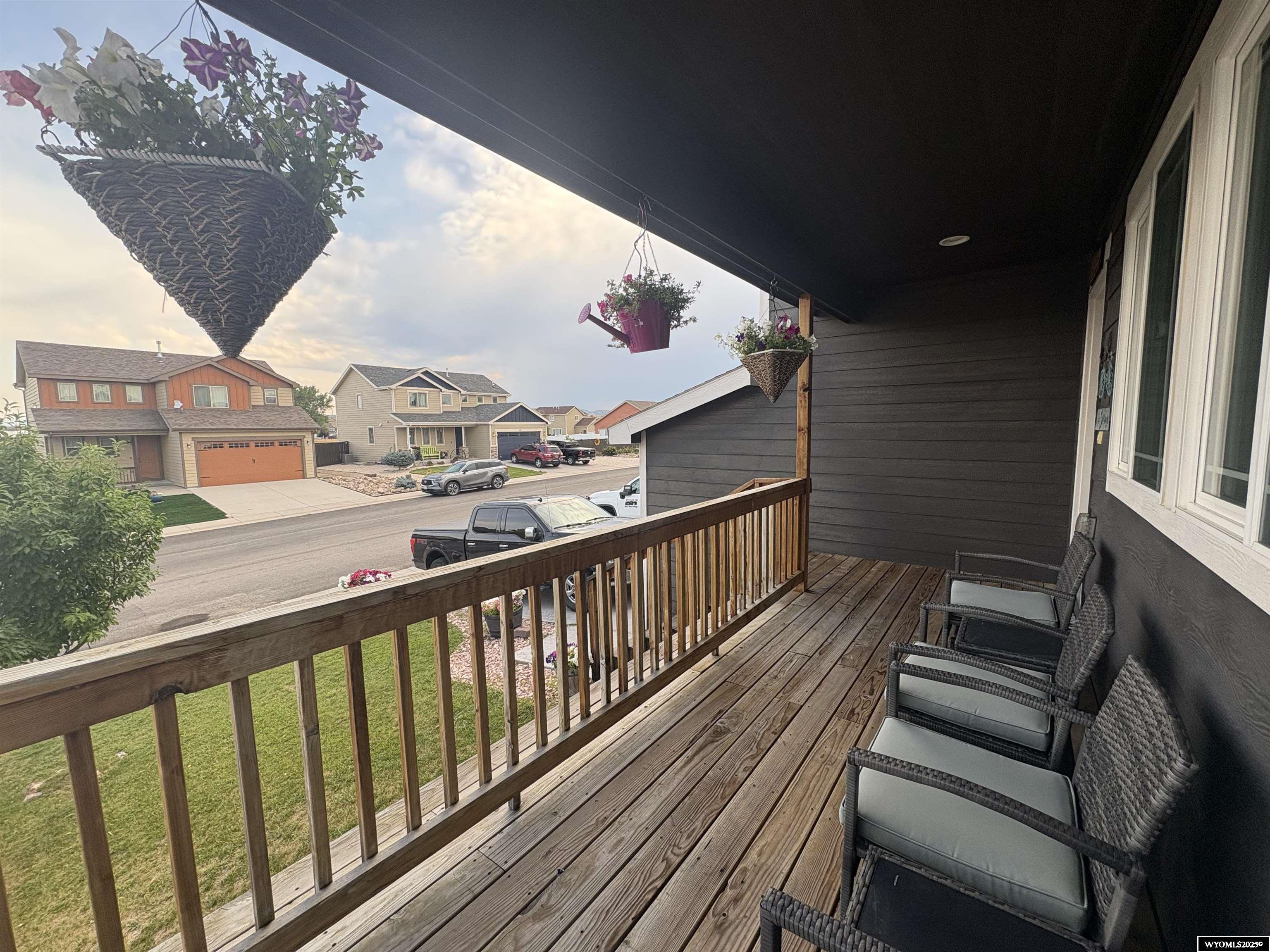 930 Flicker Street Douglas, WY 82633 - Photo 2 of 32