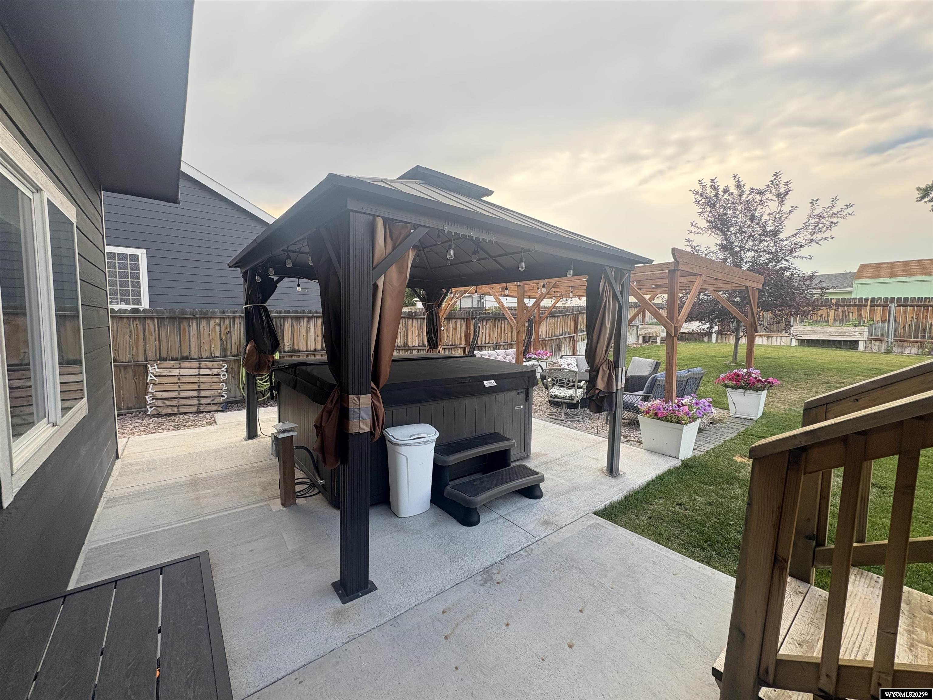 930 Flicker Street Douglas, WY 82633 - Photo 22 of 32