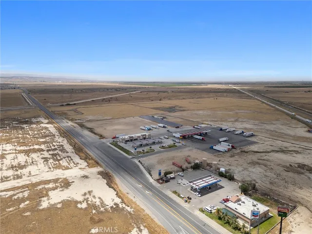 $5,988,000 | 20638 Taft Highway, Bakersfield, CA 93311