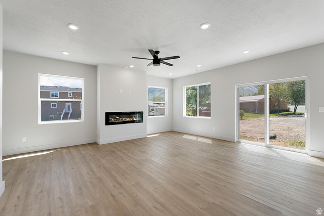 446 North 460 East, Unit 9 Salem, UT 84653 - Photo 3 of 32