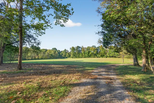 $1,299,999 | 1844 Sedberry Road, Thompson's Station, TN 37179