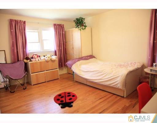 7 Midland Road Edison, NJ 08820 - Photo 6 of 6