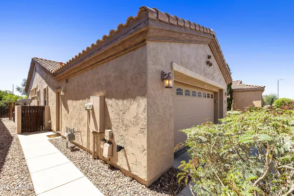 $597,000 | 4735 East Sourwood Drive, Gilbert, AZ 85298