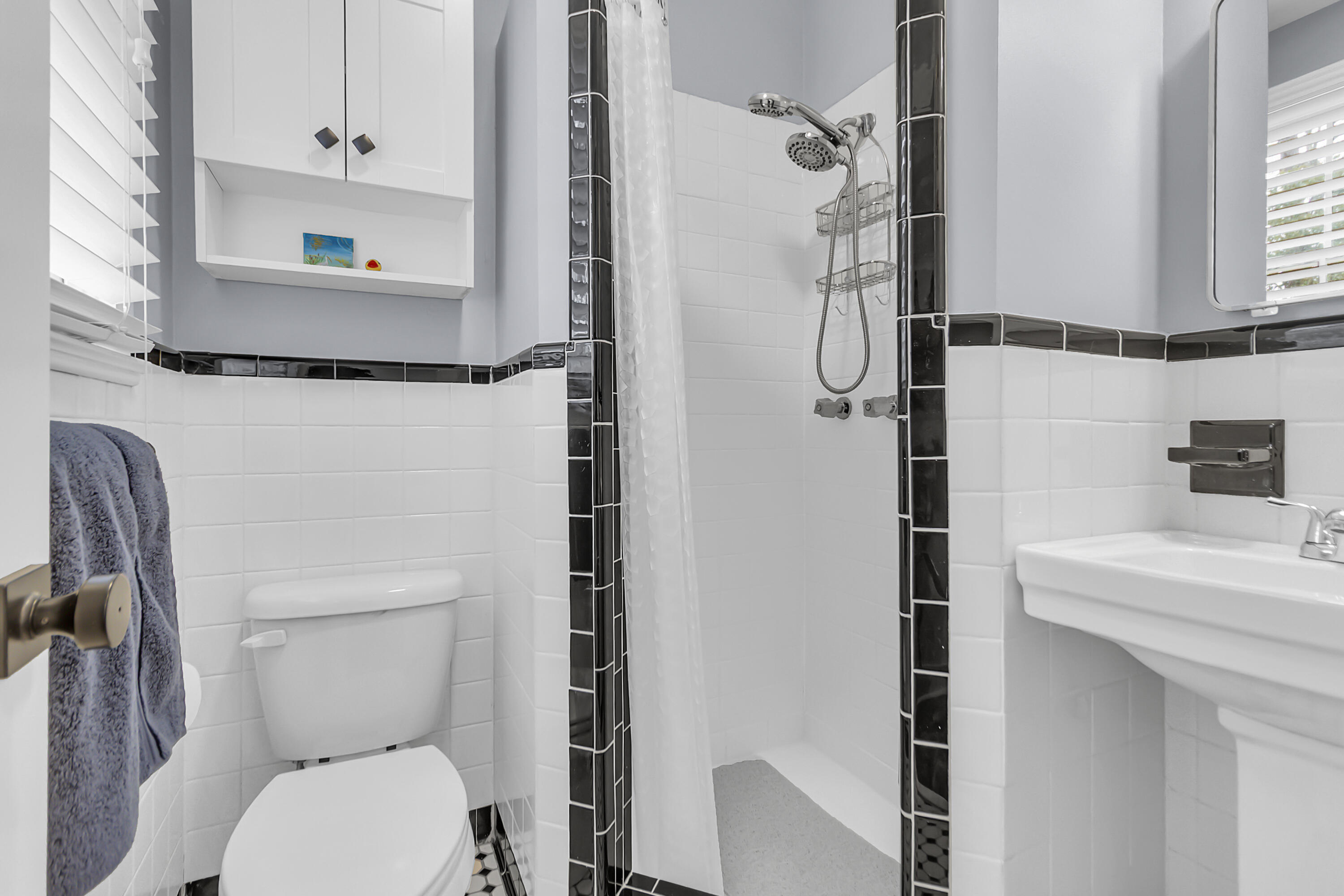 28 Lyttleton Avenue Charleston, SC 29407 - Photo 14 of 29 Primary Bath 1