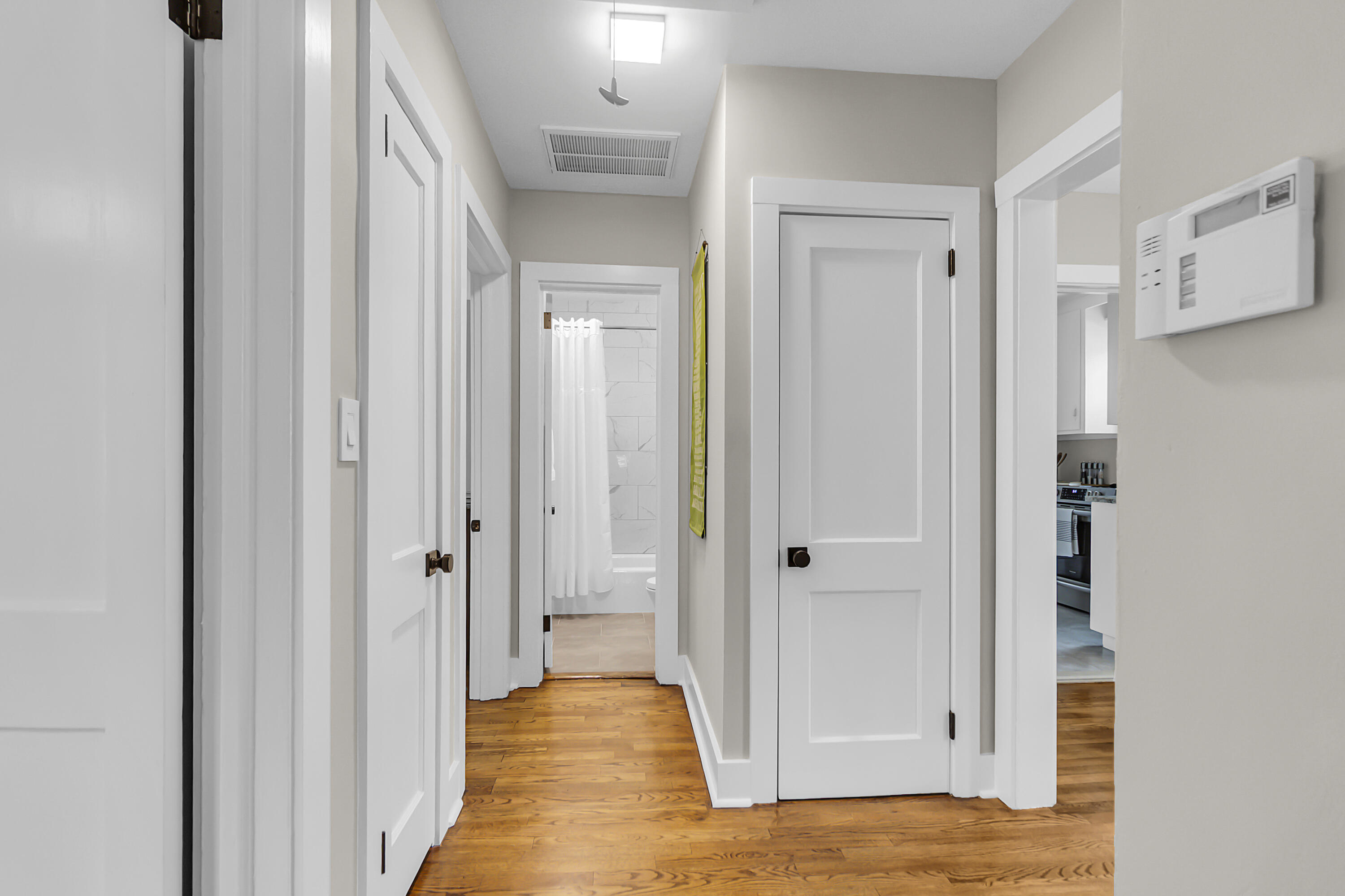 28 Lyttleton Avenue Charleston, SC 29407 - Photo 15 of 29 Hall to Bathroom