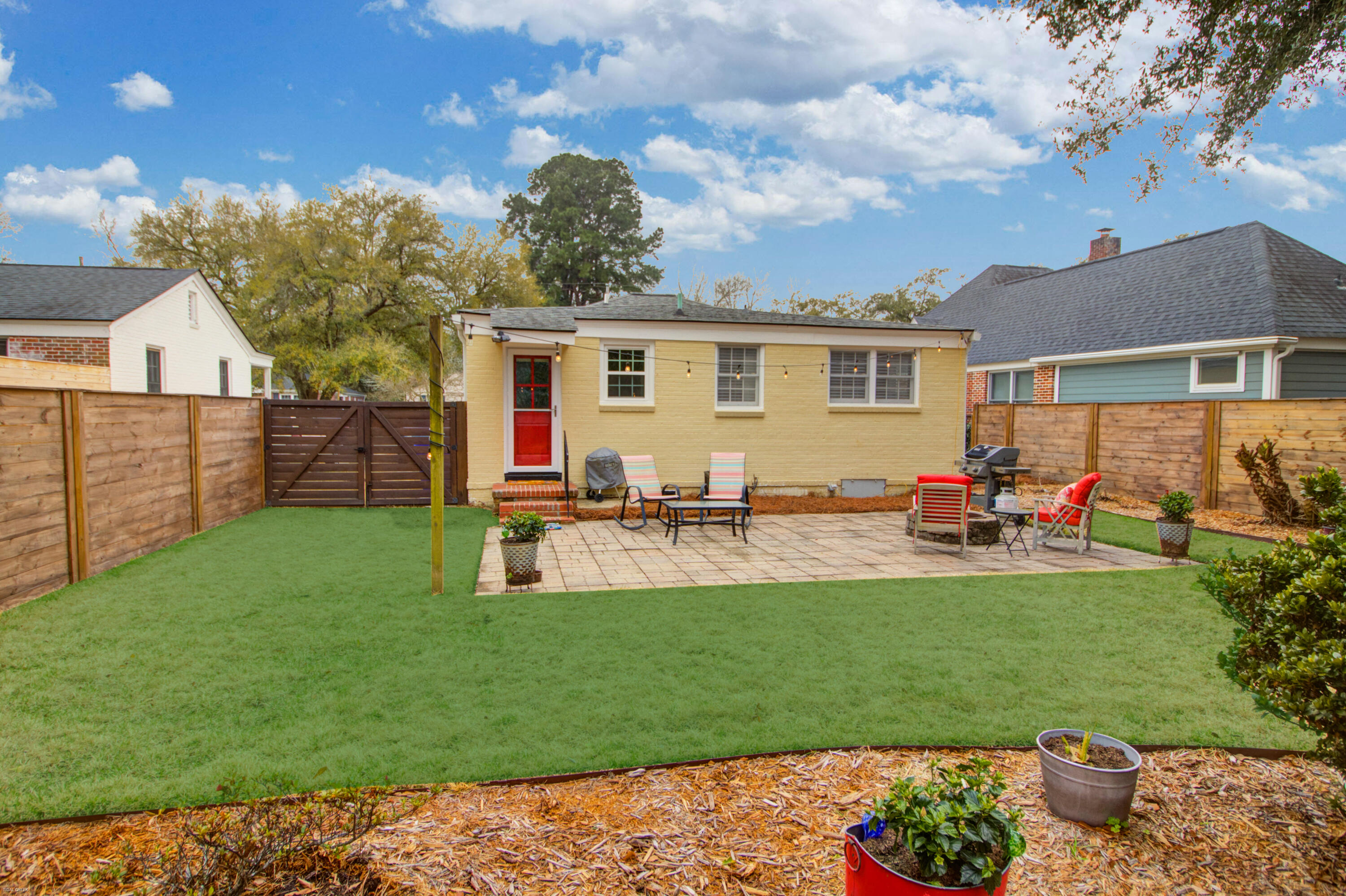 28 Lyttleton Avenue Charleston, SC 29407 - Photo 25 of 29 Backyard towards house
