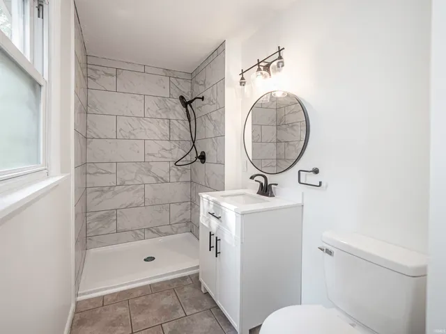 $279,500 | 9215 County Road 250 North, Wadesville, IN 47638