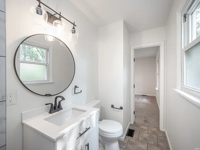 $279,500 | 9215 County Road 250 North, Wadesville, IN 47638