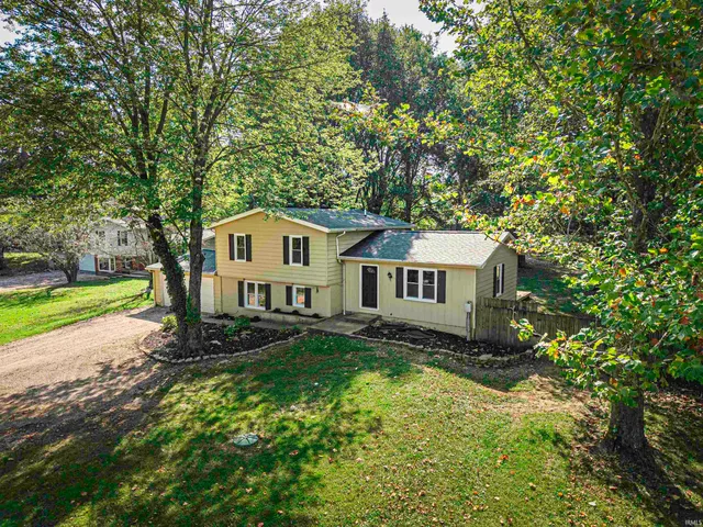 $279,500 | 9215 County Road 250 North, Wadesville, IN 47638