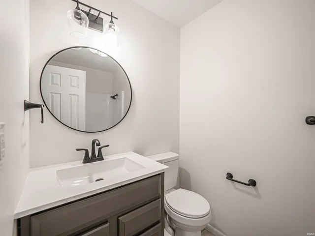 $269,500 | 9215 County Road 250 North, Wadesville, IN 47638