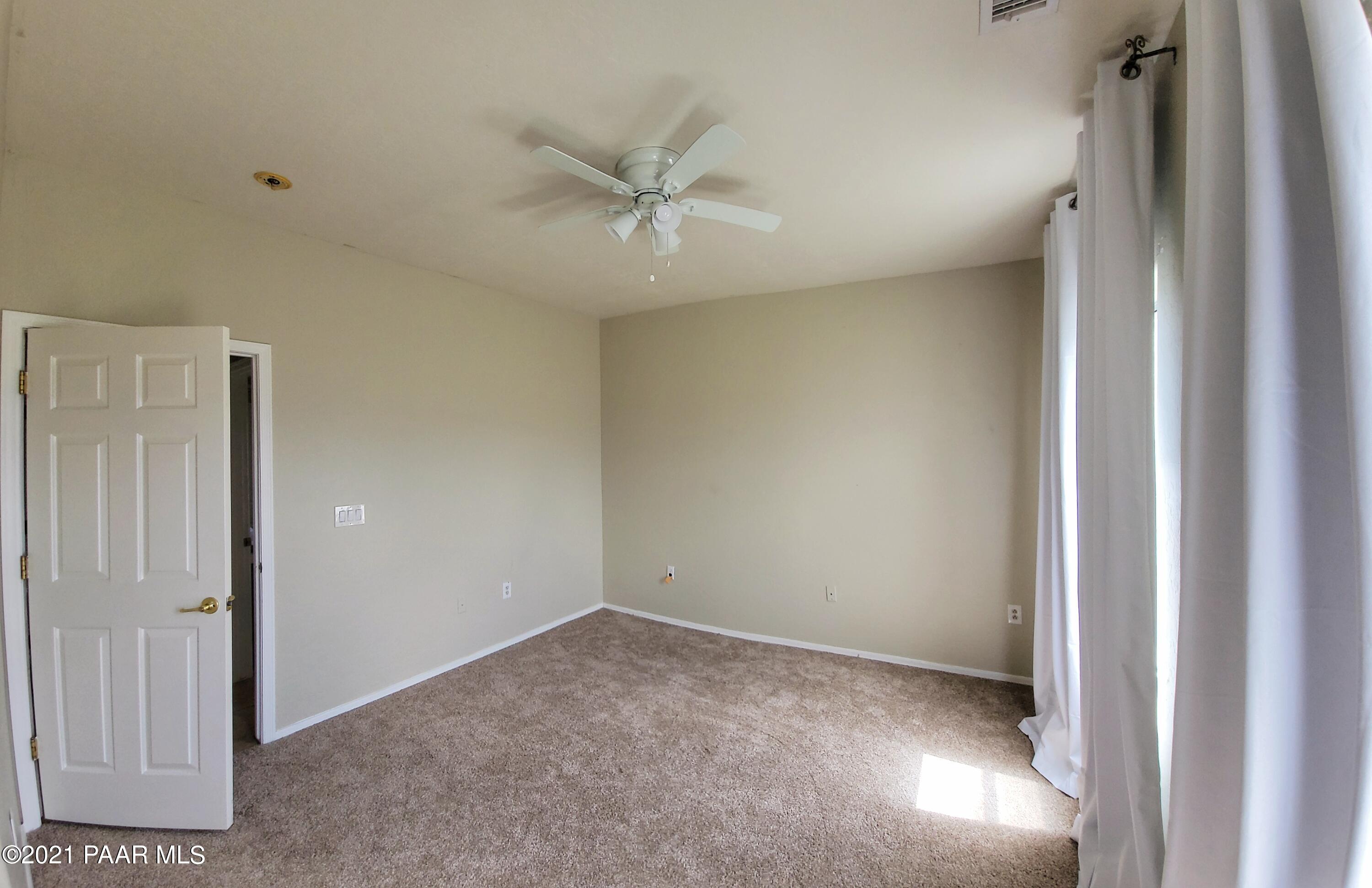 6489 South Country Road Mayer, AZ 86333 - Photo 15 of 21 Bedroom 3