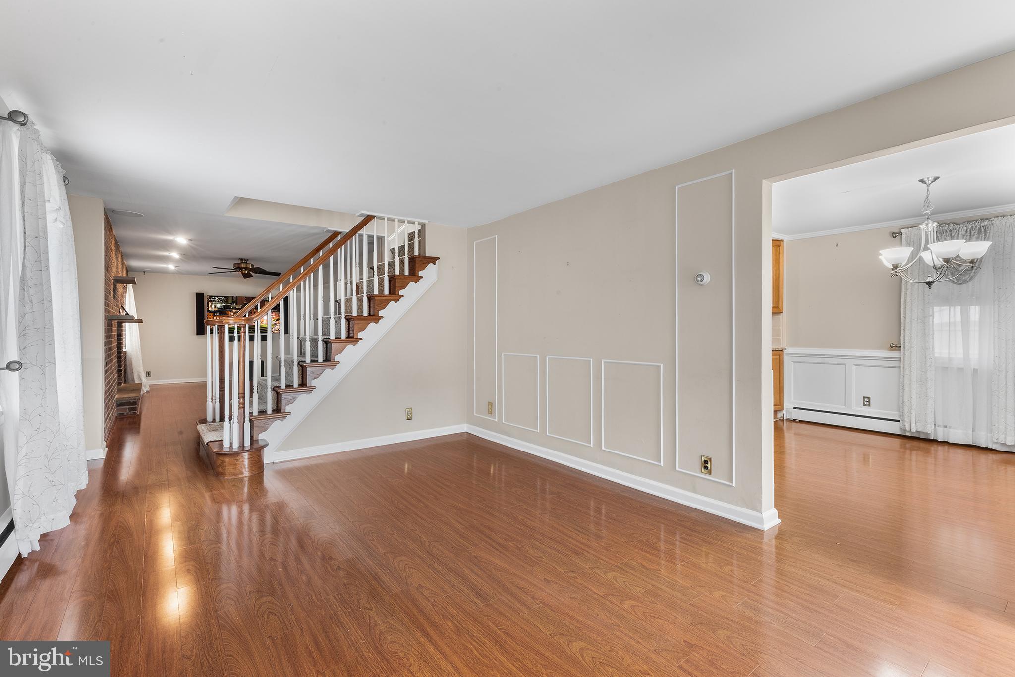 2747 Springhill Road Secane, PA 19018 - Photo 6 of 40 Living room