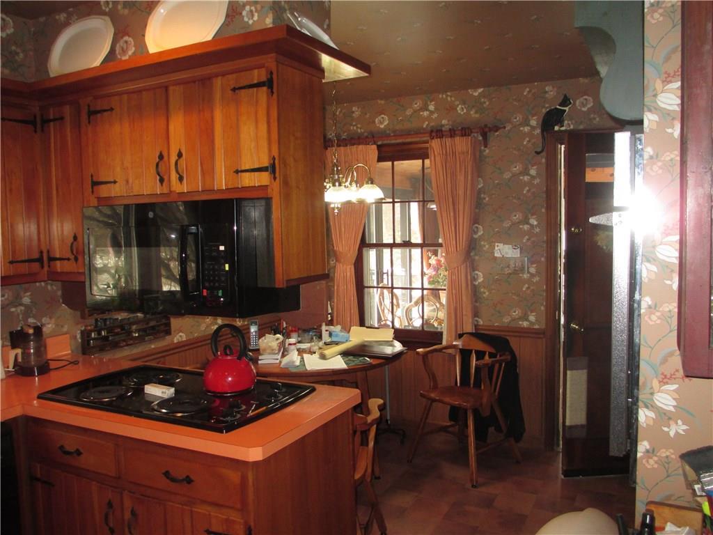 1203 Meridian Road Butler, PA 16002 - Photo 7 of 21 Kitchen Dining Area