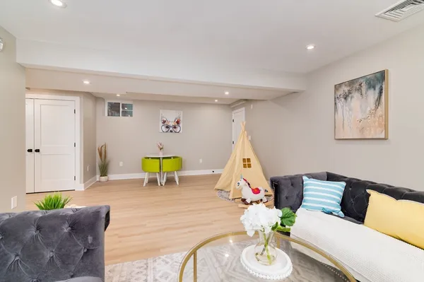 $1,250,000 | 13 Arlington Street, Unit A, Somerville, MA 02145