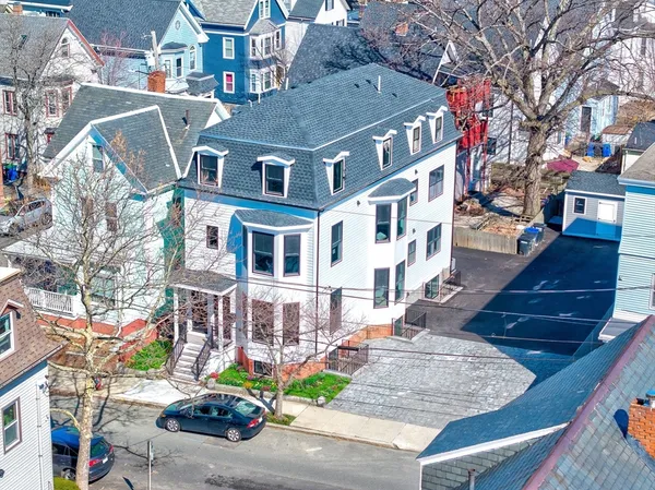 $1,250,000 | 13 Arlington Street, Unit A, Somerville, MA 02145