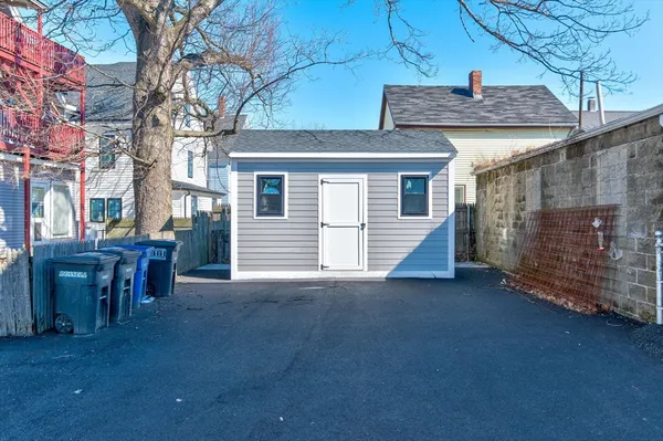 $1,250,000 | 13 Arlington Street, Unit A, Somerville, MA 02145