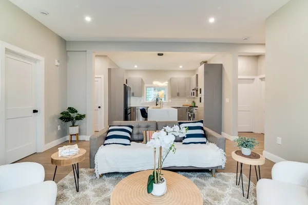 $1,250,000 | 13 Arlington Street, Unit A, Somerville, MA 02145