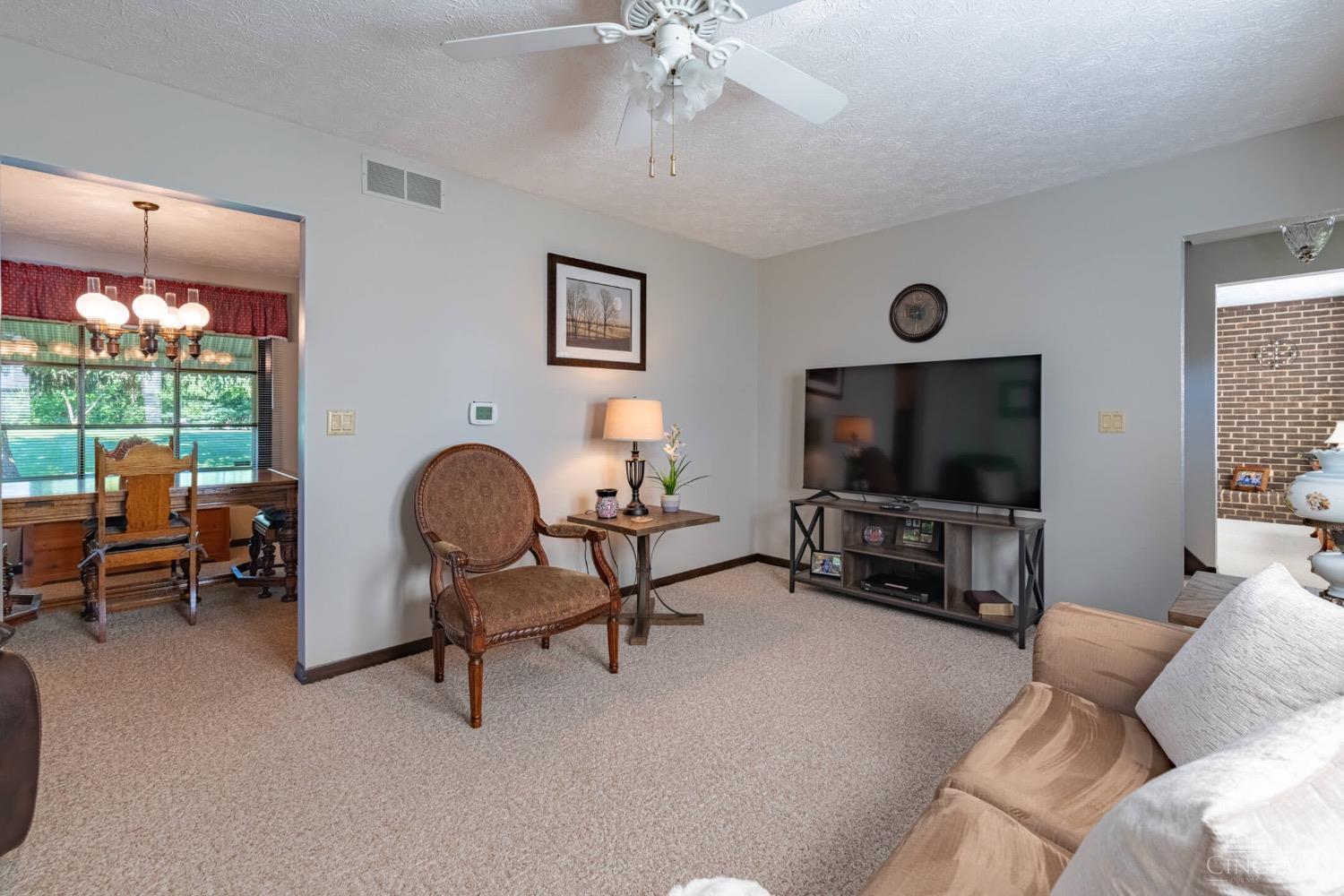 5207 Mosiman Road Middletown, OH 45042 - Photo 4 of 40 Gallery Image 4