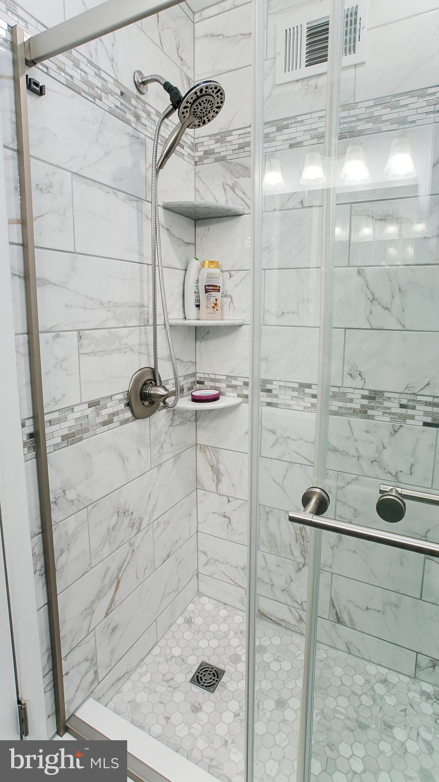 3610 Salina Road Philadelphia, PA 19154 - Photo 11 of 18 Newly tiled shower stall