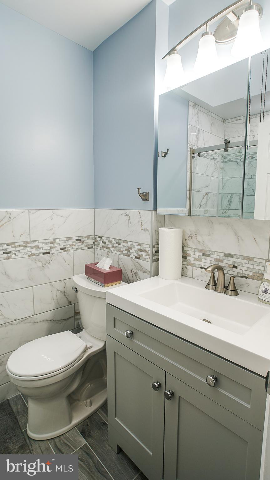 3610 Salina Road Philadelphia, PA 19154 - Photo 10 of 18 Remodeled hall bath