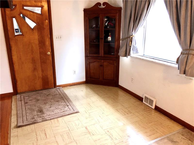 4312 Ellwood Road New Castle, PA 16101 - Photo 6 of 18