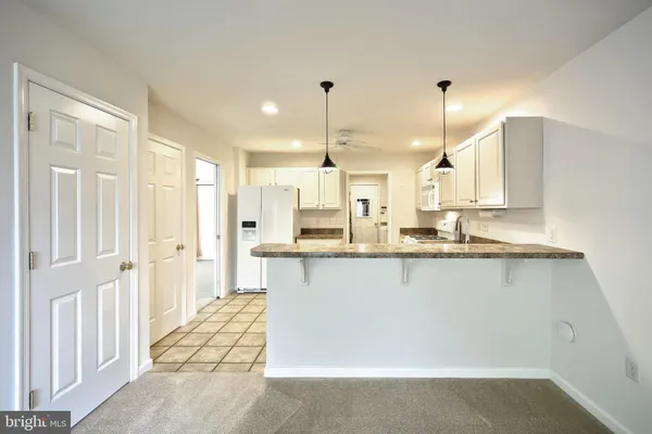 $299,900 | 115 Fountain Drive, Unit 9, York, PA 17402