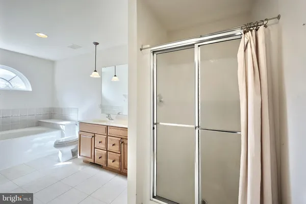 $299,900 | 115 Fountain Drive, Unit 9, York, PA 17402