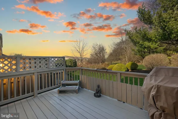 $299,900 | 115 Fountain Drive, Unit 9, York, PA 17402