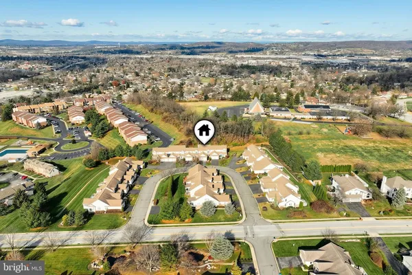 $299,900 | 115 Fountain Drive, Unit 9, York, PA 17402