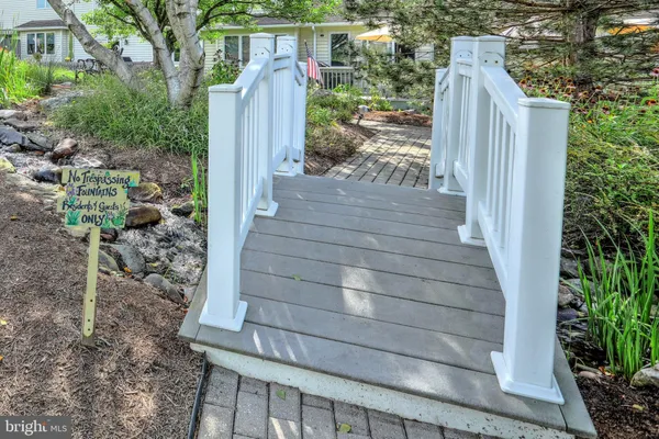 $299,900 | 115 Fountain Drive, Unit 9, York, PA 17402