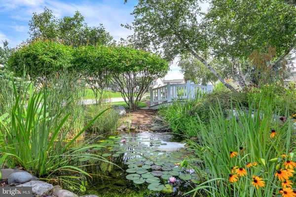 $299,900 | 115 Fountain Drive, Unit 9, York, PA 17402