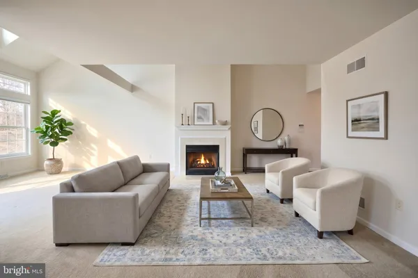 $299,900 | 115 Fountain Drive, Unit 9, York, PA 17402