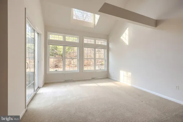 $299,900 | 115 Fountain Drive, Unit 9, York, PA 17402