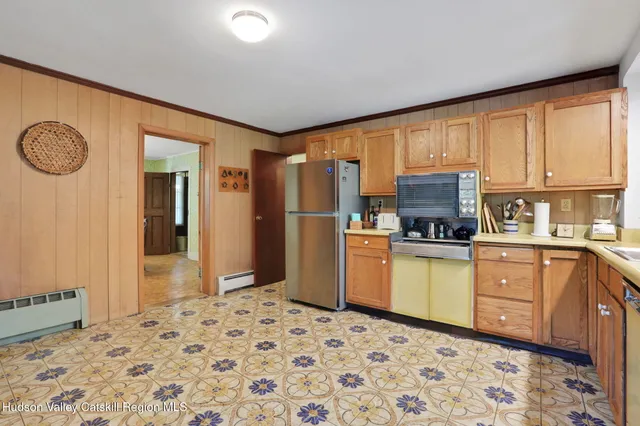 $695,000 | 441 North Ohioville Road, New Paltz, NY 12561