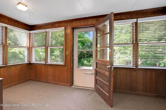 $695,000 | 441 North Ohioville Road, New Paltz, NY 12561