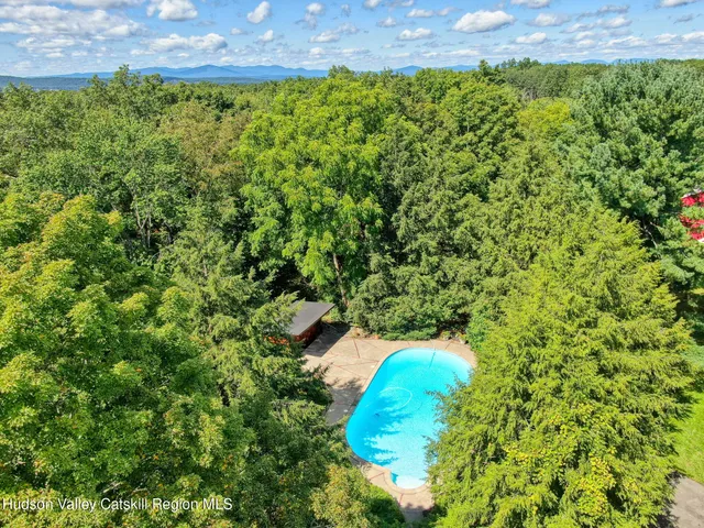 $695,000 | 441 North Ohioville Road, New Paltz, NY 12561