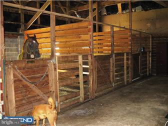 29 Rabbit Hill Road West Windsor, NJ 08550 - Photo 10 of 12 Exterior