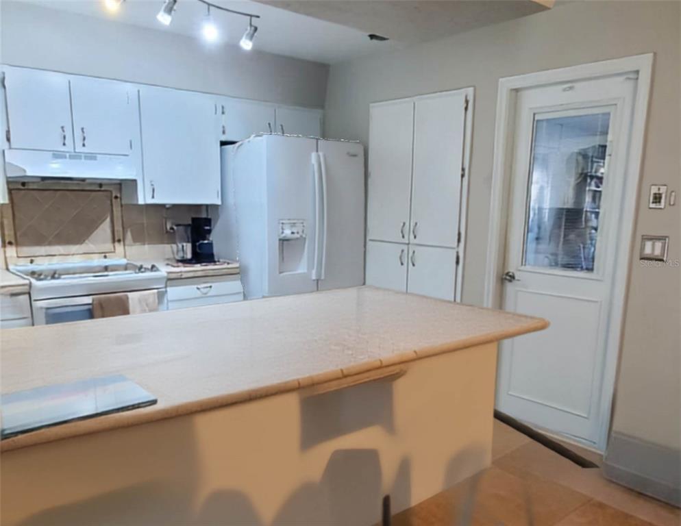 1217 Mardrake Road Daytona Beach, FL 32114 - Photo 5 of 16