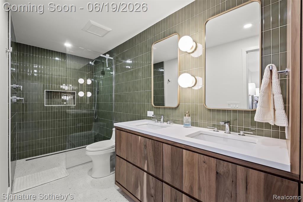 4340 Charing Cross Road Bloomfield Hills, MI 48304 - Photo 22 of 33