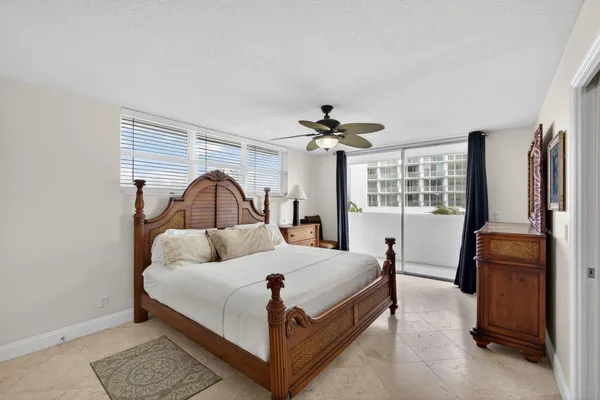 $2,600 | 3640 North Ocean Drive, Unit 327, Riviera Beach, FL 33404