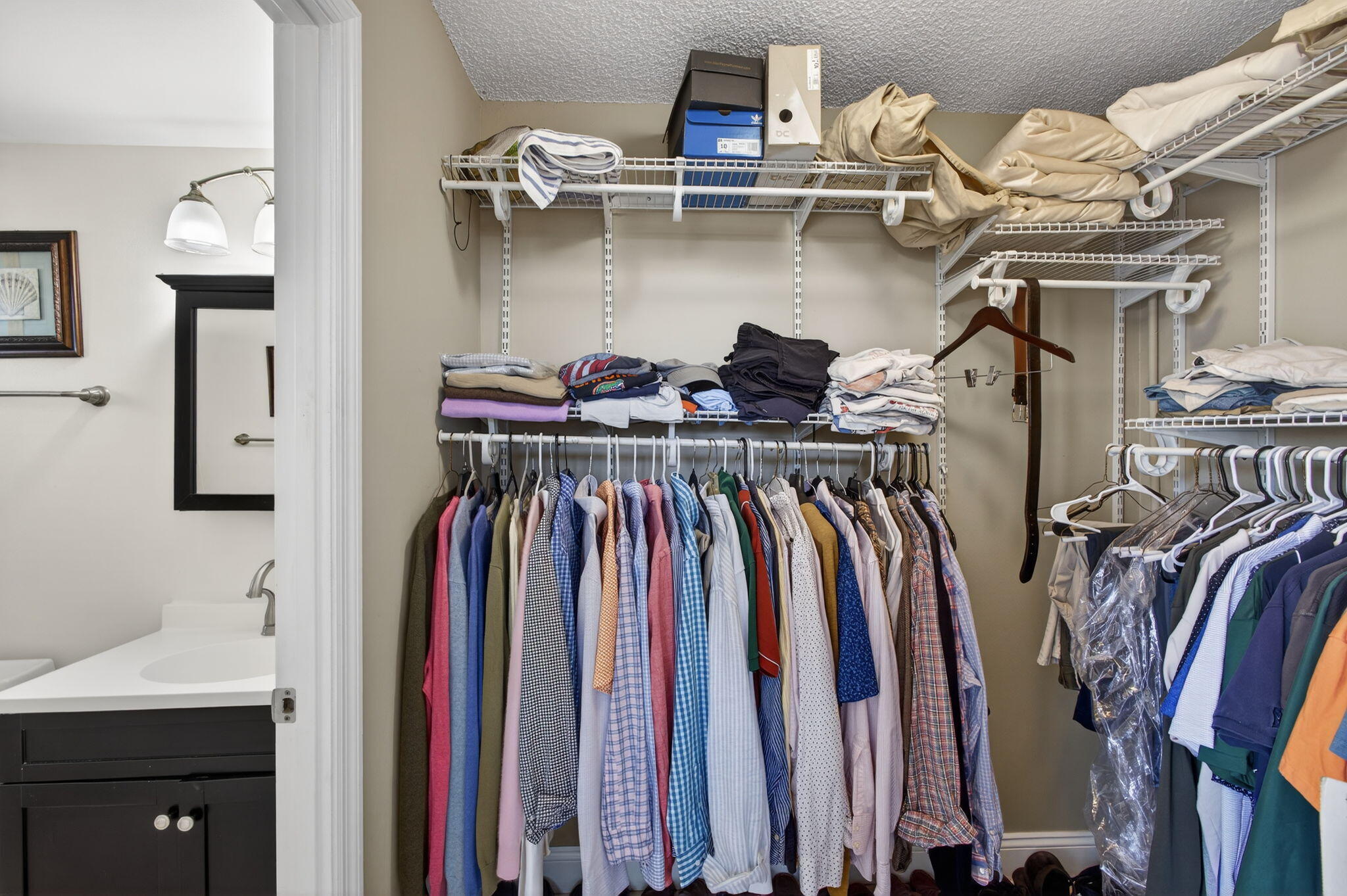 3640 North Ocean Drive, Unit 327 Riviera Beach, FL 33404 - Photo 19 of 56 17-web-or-mls-5D1A3886